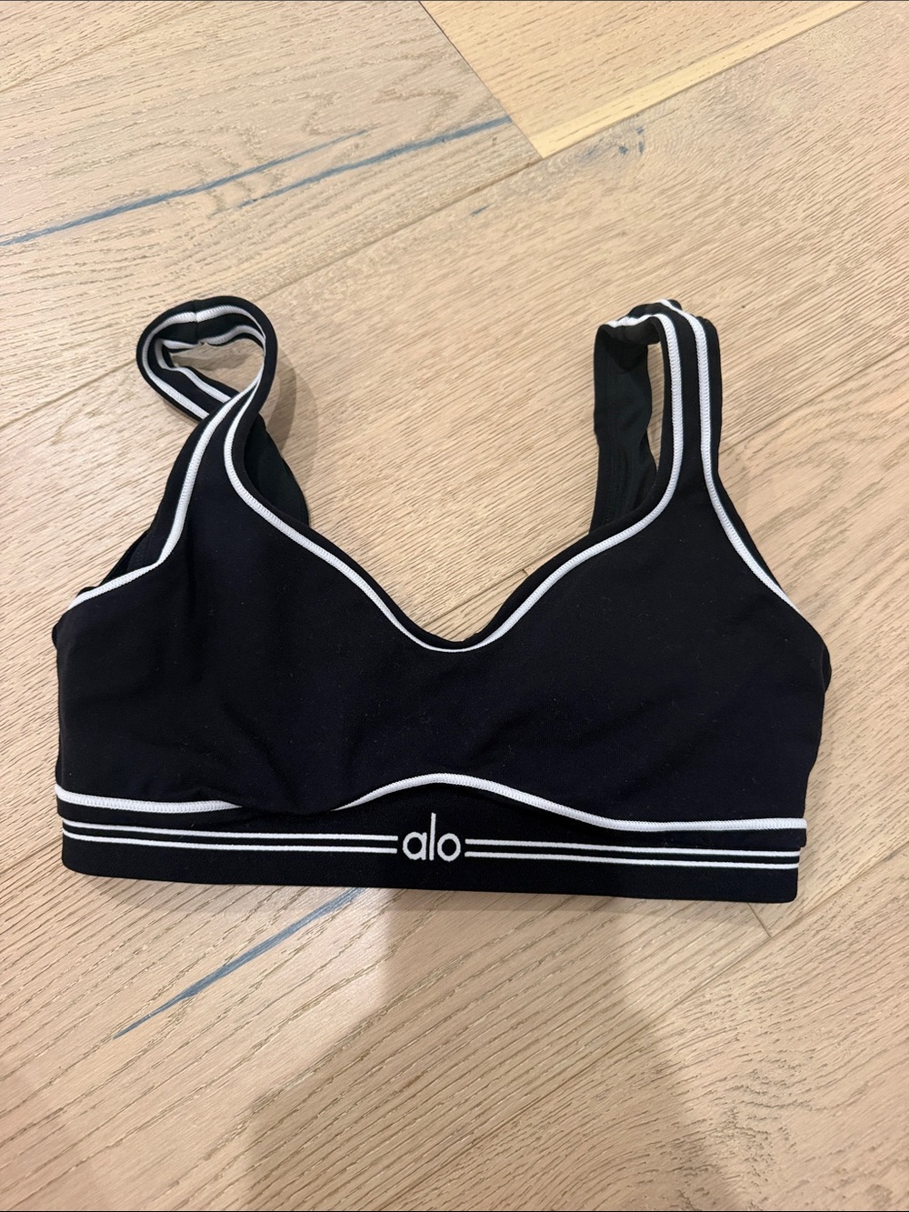 ALO Yoga Black Sports Bralette with White Piping